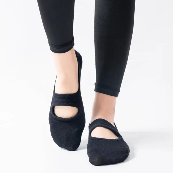 3-Pack Women’s Grip Socks Non-Slip Yoga Pilates Studio Socks
